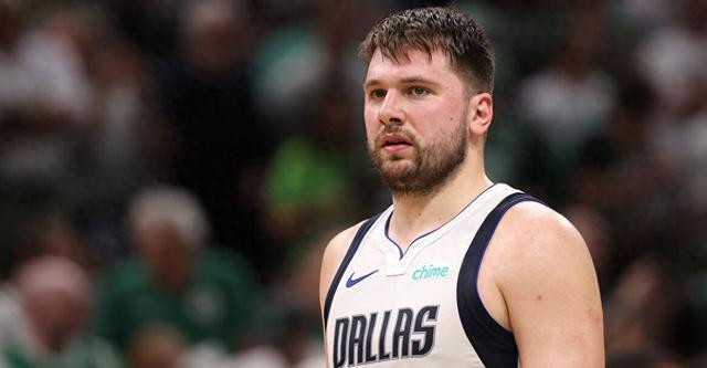 利物浦欧冠大名单：萨拉赫缺阵！范戴克领衔，维尔茨在列